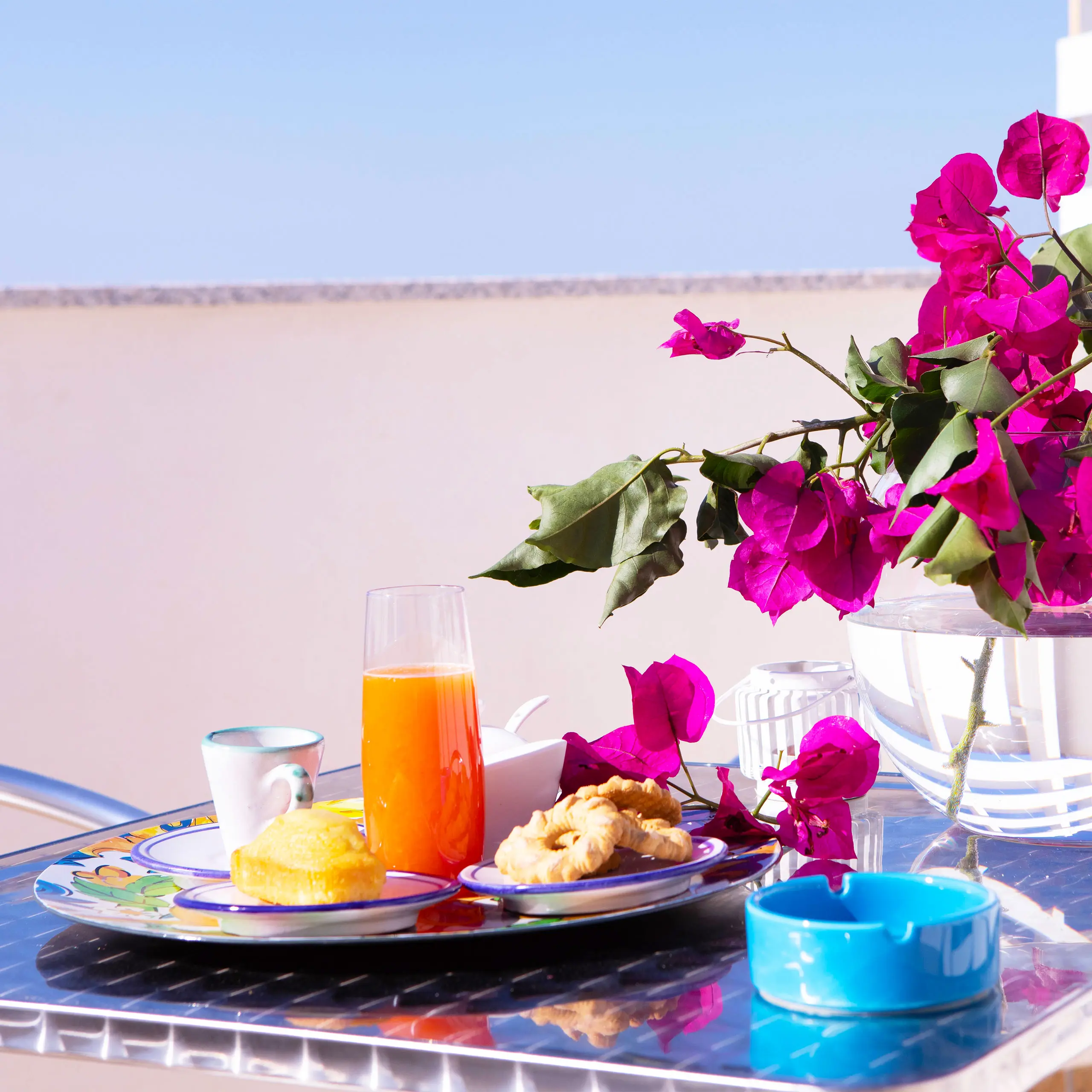 Roccella-waterfront-residence-home-3
